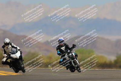 media/Sep-11-2022-SoCal Trackdays (Sun) [[81b7e951af]]/Turn 14 (1130am)/